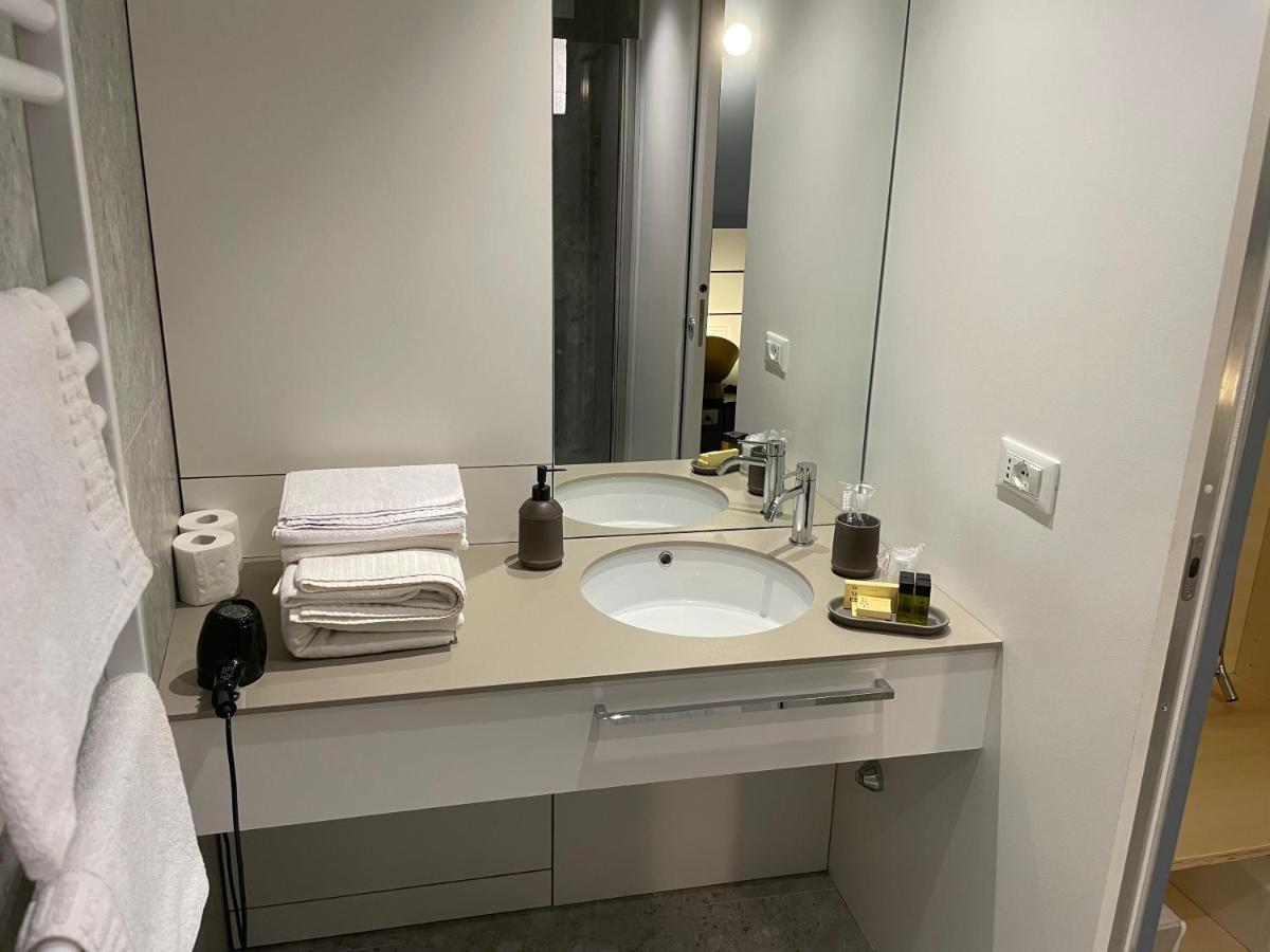 Torino48 Guesthouse Milano Ngoại thất bức ảnh